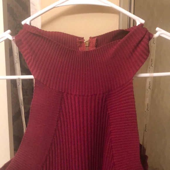 Red Dress - Picture 3 of 3